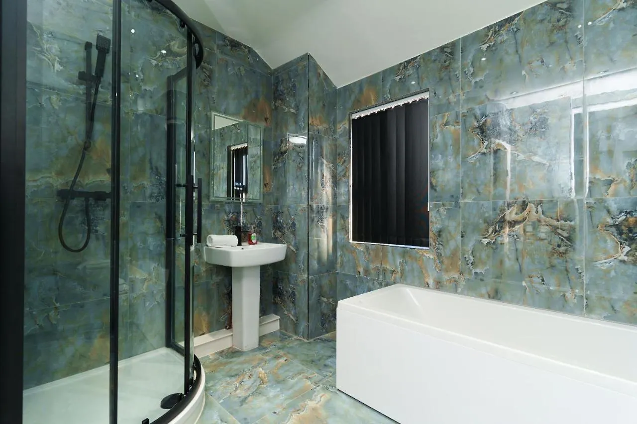 Hamilton Apartments Leeds   Leeds (West Yorkshire)